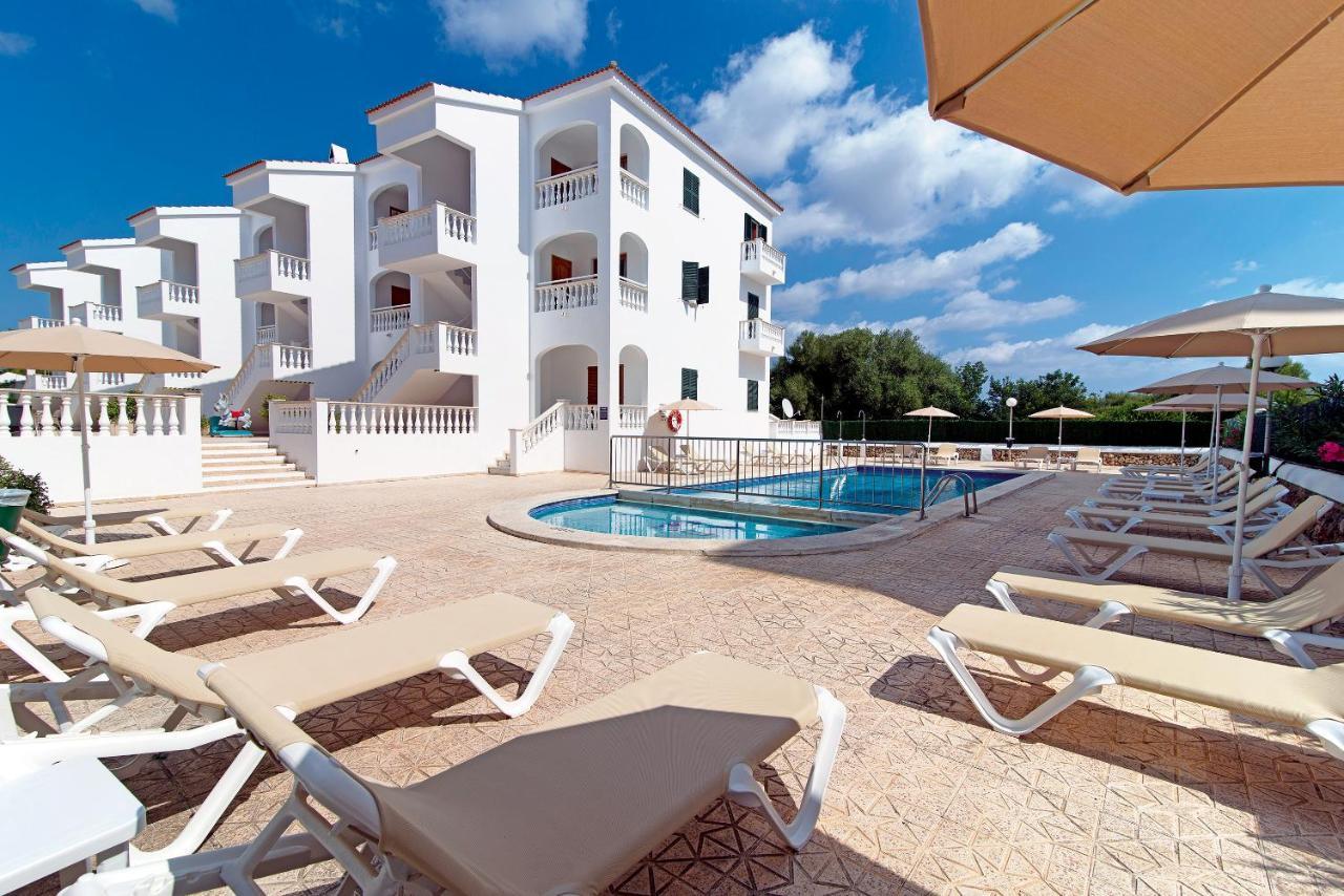 Apartamentos Mar Blanca Cala Blanca  Buitenkant foto