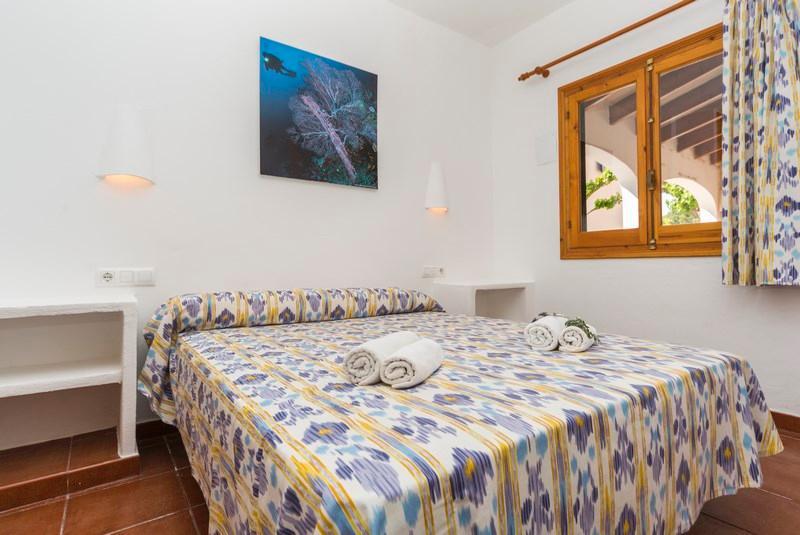 Apartamentos Mar Blanca Cala Blanca  Buitenkant foto